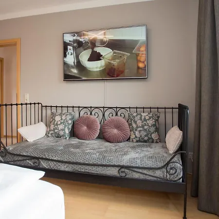 Beautiful With Balcony And Terrace In Winterberg, Near The Ski Lift דירה *
